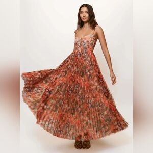 NWOT- Hutch Brianna Dress in Orange Lush Tropical Sz S